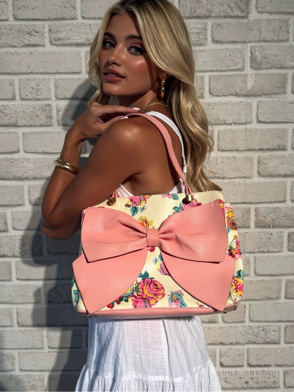 Betsey Johnson Pink Bow Floral Tote Bag Cottagecore Glam - Picture 1 of 8